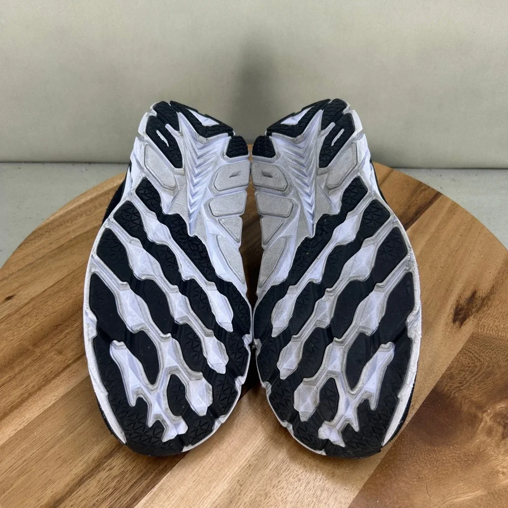 Hoka One One Clifton 8 Black White Running Shoes Womens 9 B Cushioned Walking